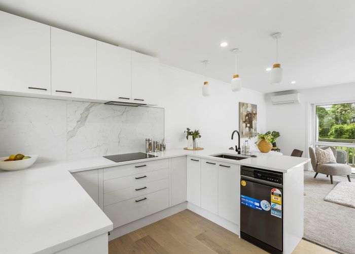  at 1/7 Dakota Avenue, Beach Haven, North Shore City, Auckland