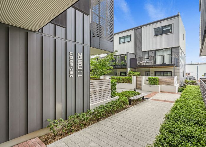  at 204/36C Welles Street, Christchurch Central, Christchurch