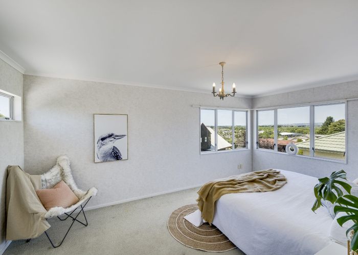  at 76B Churchill Drive, Taradale, Napier