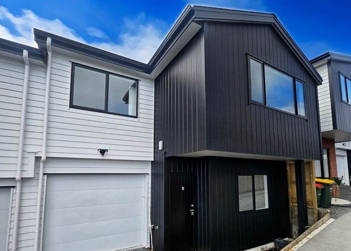 at 49A Vera Road, Te Atatu South, Auckland