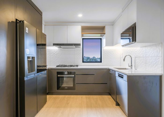  at 13E Morton Avenue, Forrest Hill, North Shore City, Auckland