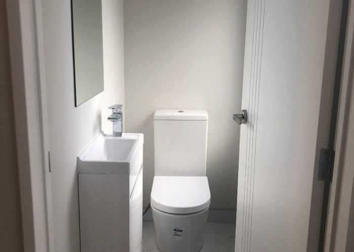  at 1020B New North Road, Mount Albert, Auckland City, Auckland