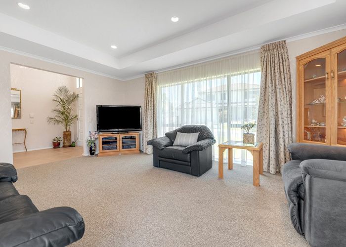  at 17 Covina Place, Somerville, Auckland
