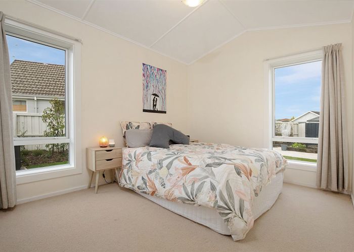  at 20 Charnwood Crescent, Bishopdale, Christchurch