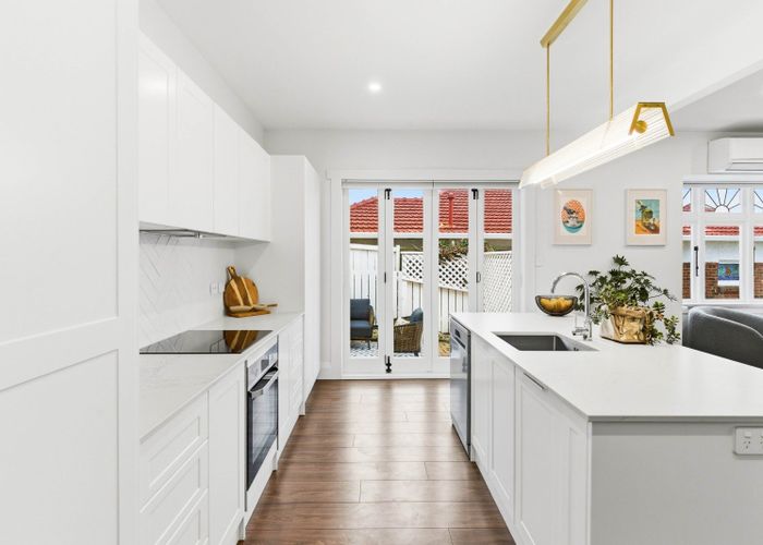  at 104 Forbury Road, Saint Clair, Dunedin, Otago