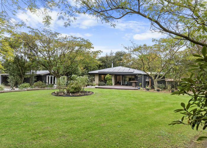  at 300 Hasketts Road, Yaldhurst, Christchurch