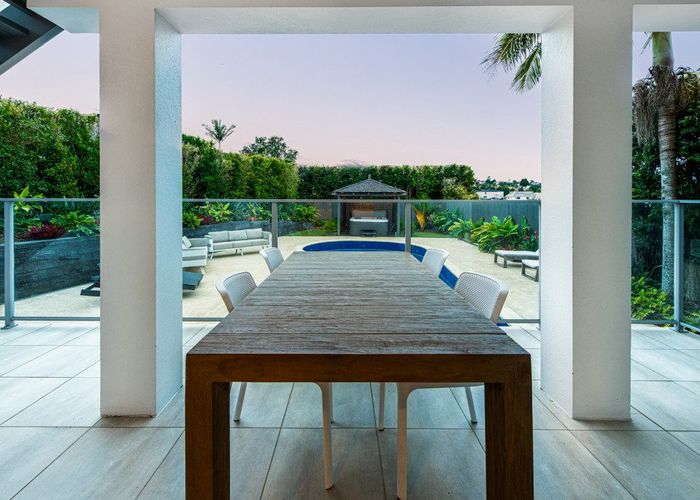  at 107 East Coast Road, Castor Bay, North Shore City, Auckland