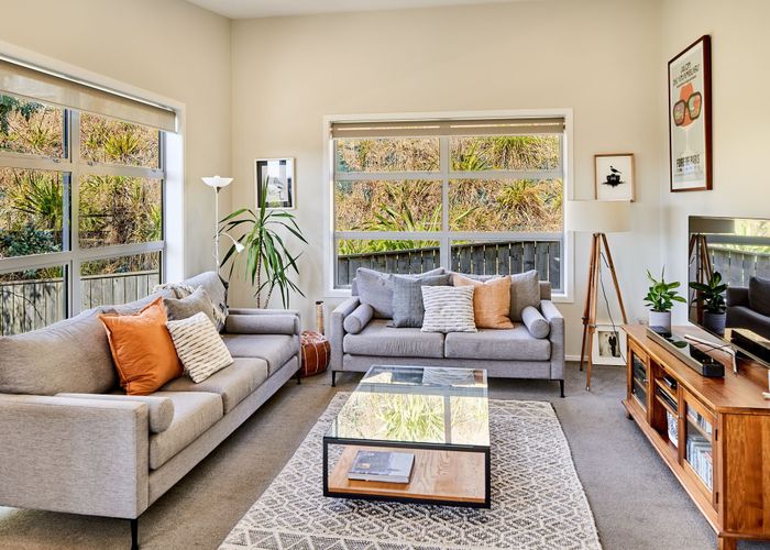  at 147 Navigation Drive, Whitby, Porirua