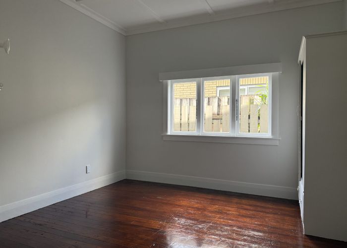  at 258 Massey Road, Mangere, Manukau City, Auckland