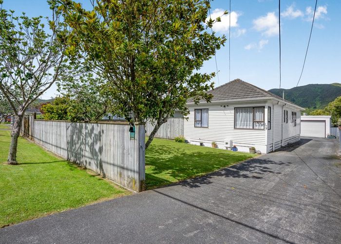  at 178 Wellington Road, Wainuiomata, Lower Hutt, Wellington
