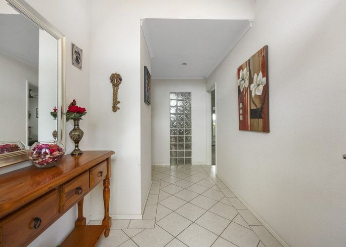  at 7 Len Garlick Place, Pahurehure, Papakura