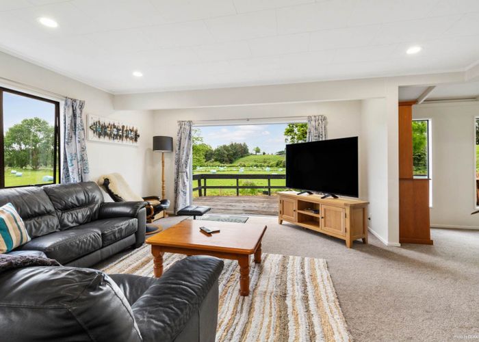  at 273B Paparimu Road, Papakura