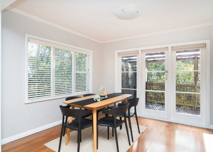  at 140 Aokautere Drive, Fitzherbert, Palmerston North, Manawatu / Whanganui