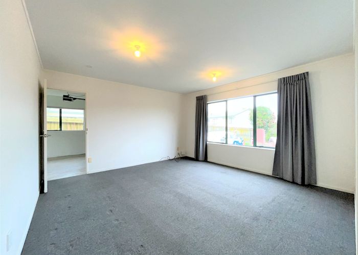  at 2/12 Rhine Place, Weymouth, Manukau City, Auckland