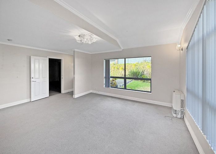  at 10 Cabbage Tree Grove, Woodridge, Wellington, Wellington