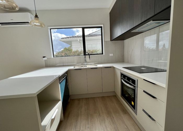  at 7A Tupaki Place, Pakuranga, Manukau City, Auckland