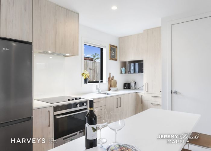  at 3/83 Vodanovich Road, Te Atatu South, Auckland