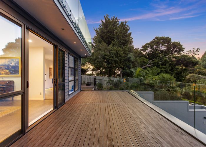  at 15 Moller Street, Beach Haven, Auckland