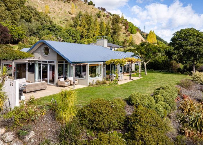  at 20 Sunview Heights, Hope, Richmond