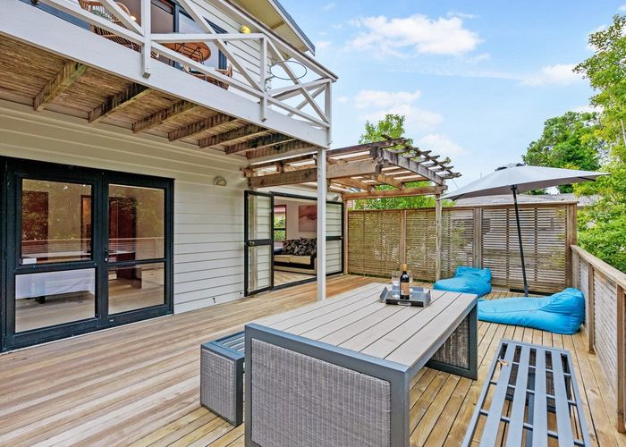  at 14 Nile Road, Milford, Auckland