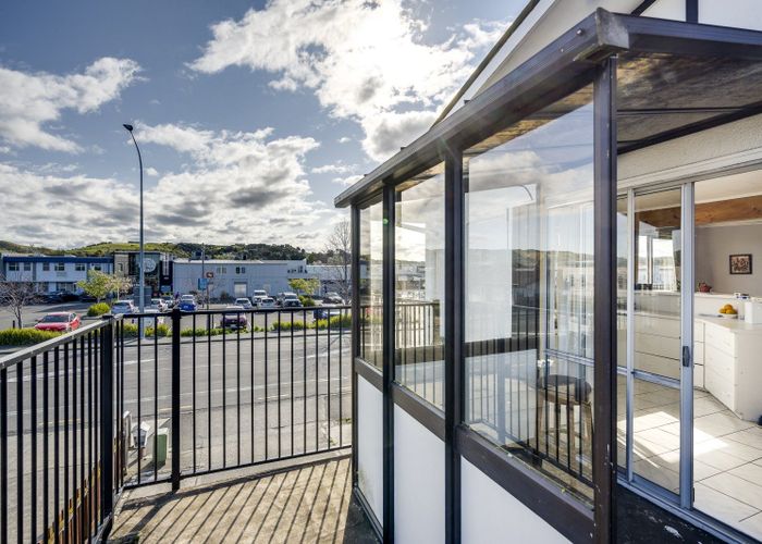  at 2/8 Lee Road, Taradale, Napier