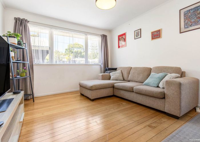  at 1/73 Bond Crescent, Forrest Hill, Auckland