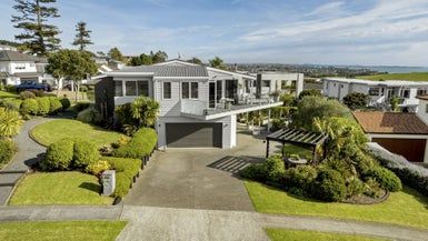  at 12 Omana Heights Drive, Maraetai, Auckland