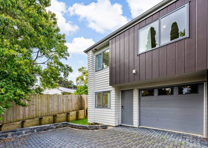  at 6D Buisson Glade, West Harbour, Waitakere City, Auckland