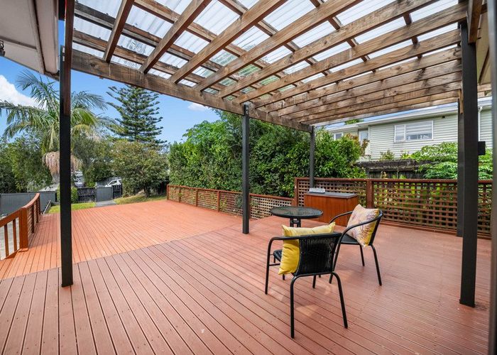  at 129 Ennis Avenue, Pakuranga Heights, Manukau City, Auckland