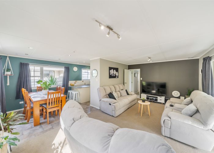  at 60 Gemstone Drive, Birchville, Upper Hutt