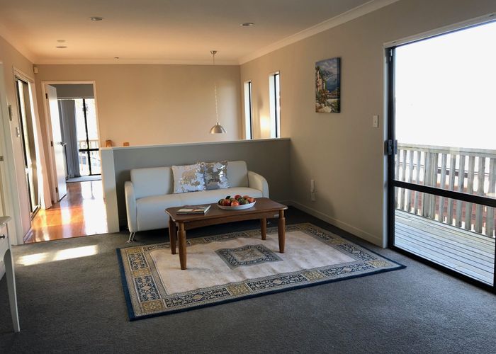 at 2/19 Lagoon Drive, Panmure, Auckland City, Auckland