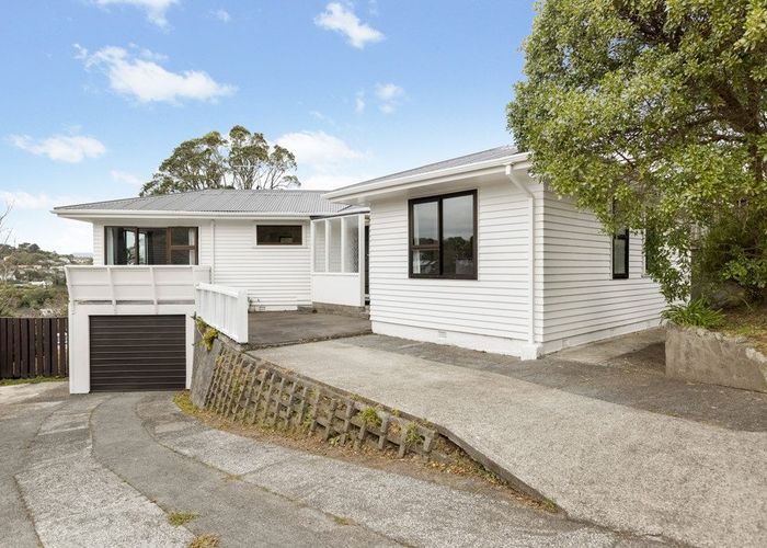 at 9 Cotswold Crescent, Newlands, Wellington, Wellington