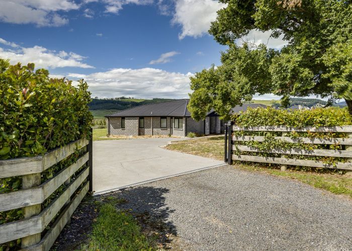  at 1111 ELSTHORPE RD, Otane, Otane