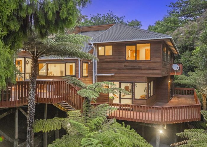  at 38C Kelvin Road, Remuera, Auckland