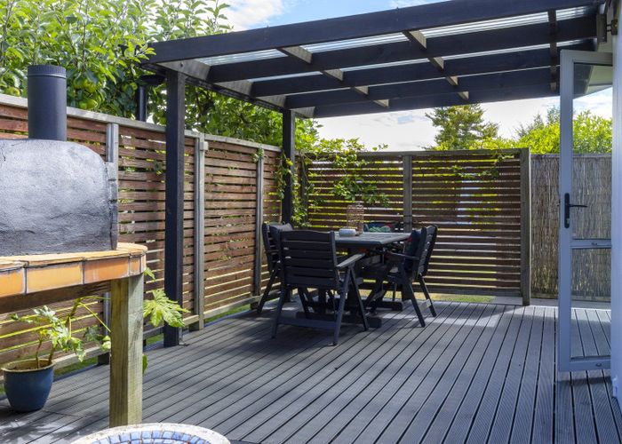  at 2/7 Reeves Road, Acacia Bay, Taupō