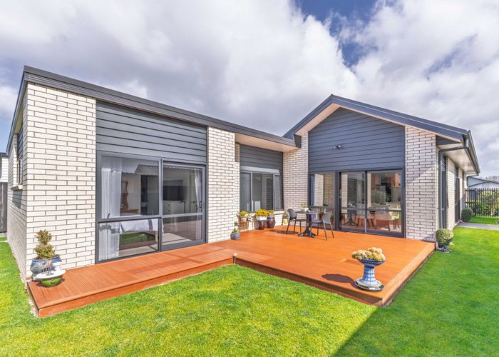  at 16 Probert Crescent, Chartwell, Hamilton