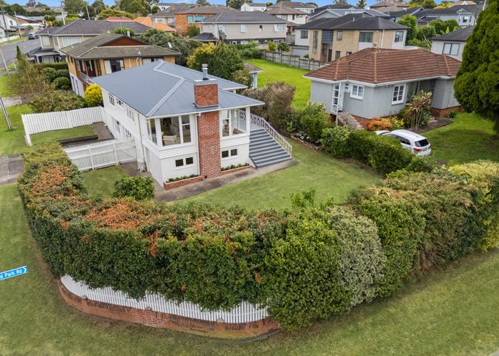  at 2 Stamford Park Road, Mount Roskill, Auckland City, Auckland