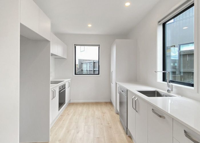  at 17B Cessna Crescent, Mangere, Manukau City, Auckland