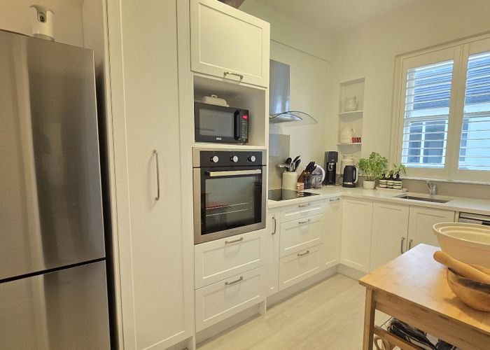  at 2/179 Jervios Rd, Herne Bay, Auckland City, Auckland