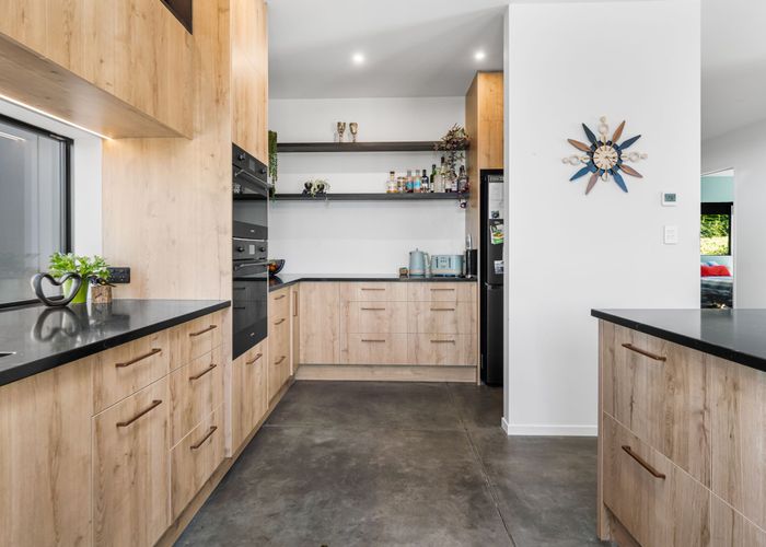  at 26 Horotane Valley Road, Heathcote, Christchurch City, Canterbury