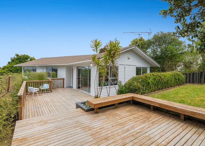  at 14 Orton Street, Glenfield, North Shore City, Auckland