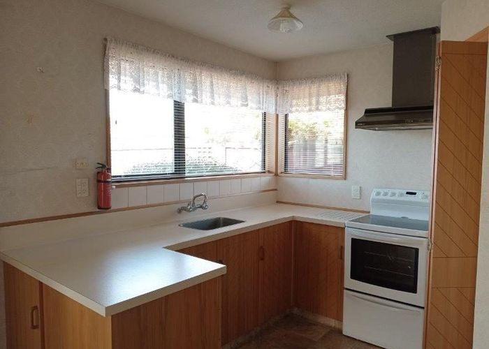  at 1/15 Thornhill Place, Sockburn, Christchurch City, Canterbury