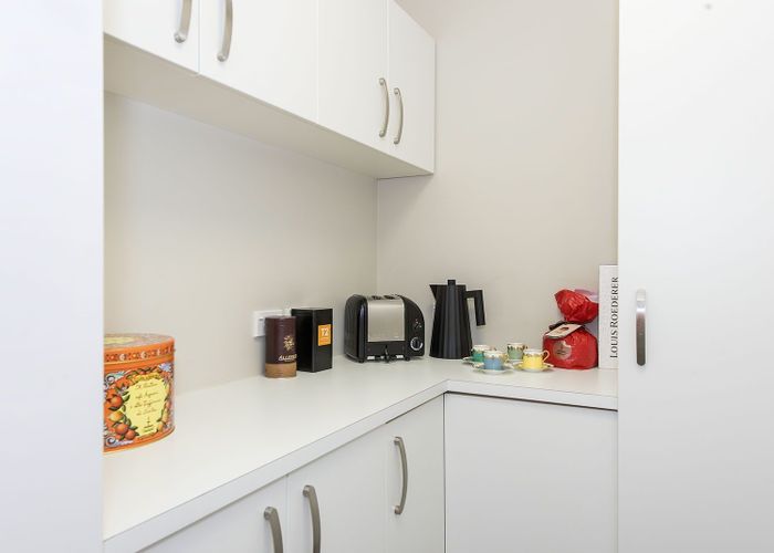  at 2/270 Jervois Road, Herne Bay, Auckland