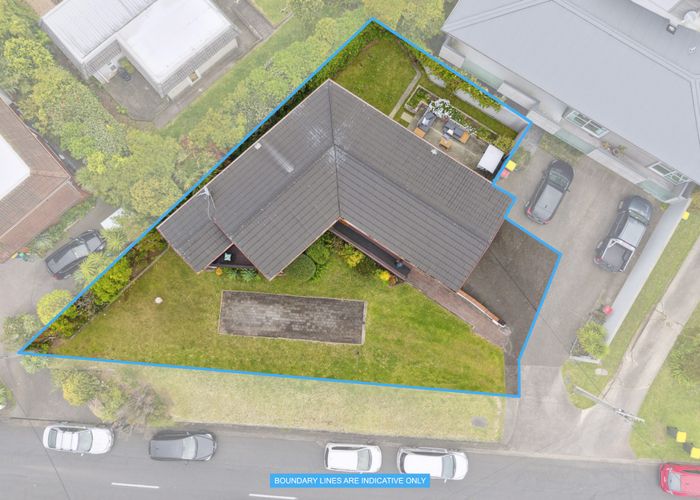  at 1/2 Kowhai Road, Campbells Bay, North Shore City, Auckland