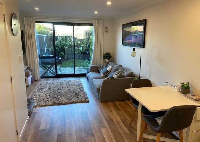  at 9 Wharara Lane, Massey, Waitakere City, Auckland