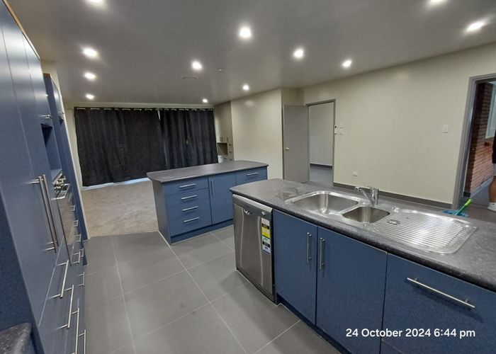  at 27 Eaton Road, Hillsborough, Auckland City, Auckland