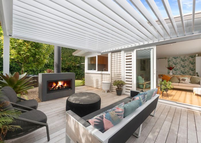  at 17 Palmerston Road, Birkenhead, North Shore City, Auckland