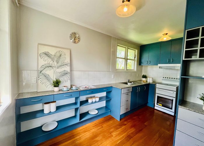  at 2/214 Campbell Road, Greenlane, Auckland City, Auckland