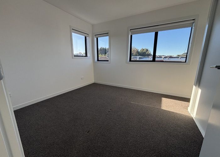  at 7/25 Freeland Avenue, Mount Roskill, Auckland City, Auckland