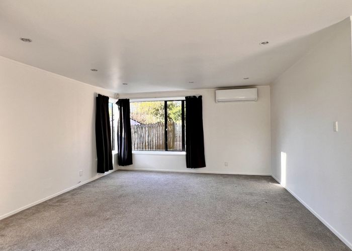  at 8A Eske Place, Highland Park, Highland Park, Manukau City, Auckland